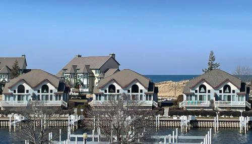 Manistee Haven! Marina View and Lake Michigan - Foto 4