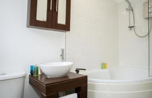 Imagination by Olauda SA - 3 bed House with Free Parking - Foto 39