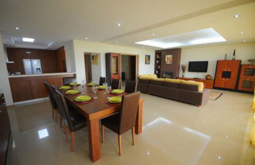 Superb Esposende Villa 5 Bedrooms Villa Agobar Tennis Court - Foto 3