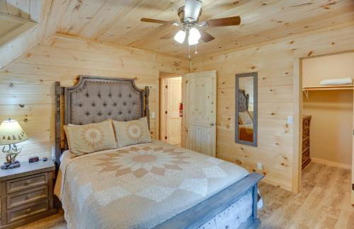 Mtn-View Gem Flat Rock Retreat with Deck and Grill! - Foto 20