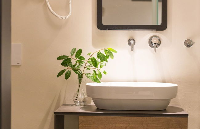 Vibrant and Elegant Downtown Krk Apartments - Photo 35