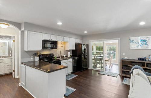 Pet-Friendly Home, Great Dock, Waterfront, Lake Views, Boat Slip - Foto 17