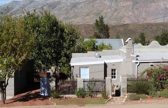 Cosy 6 Person Cottage With Mountain View - Photo 14