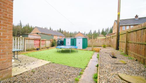 Two Bedroom House By Travel Lets Holiday Homes Ballykelly With Private Garden - Foto 3, Garden