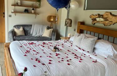 3 x bespoke built cabins with hot tubs, mid Wales - Foto 48