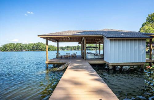 Luxe Lake Martin Home Pool Hot Tub Boat Dock - Foto 59