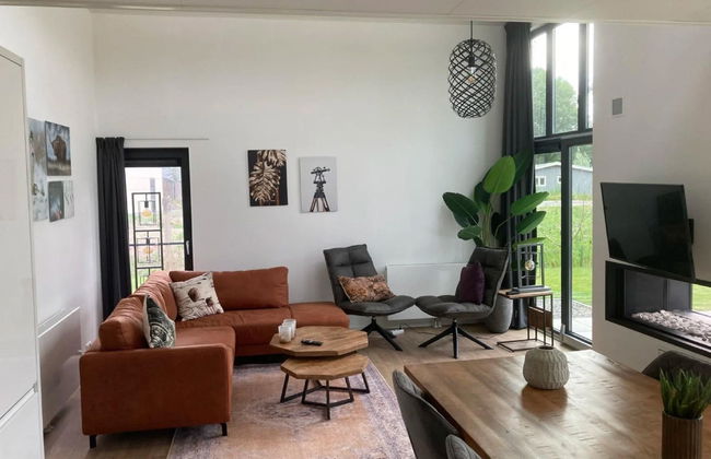 2 bedroom House in Biddinghuizen with swimming pool and terrace - Photo 1