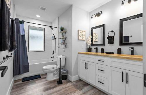 Dallas Family Fun Haus with Pool and Massive Game Room - Foto 29