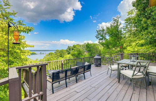 Lake-View Home with Deck and Gas Grill in Bernice! - Foto 3