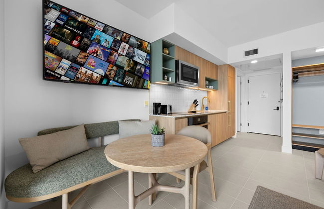 Prime Downtown Location Condos - Photo 72