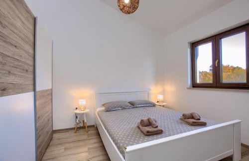 Family-Friendly Villa Amorea with Pool in Nature - Foto 24