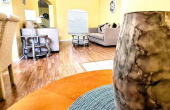 Joyful and Bright 4 Bedroom 3 Bathroom Pool Home - Foto 51