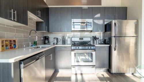 McCormick Place 2BR Stylish Suite with Optional Parking and Gym for up to 8 guests Near Soldier Field and Grant Park - Foto 3