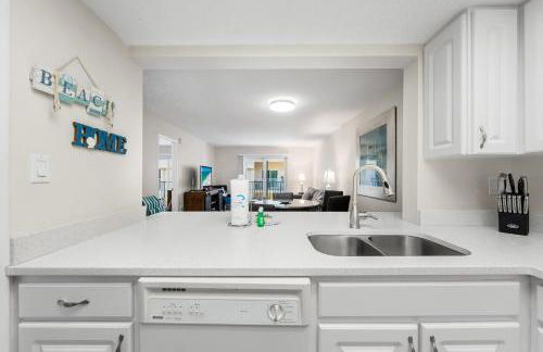 Palm Bay Club by Beachside Management - Photo 54