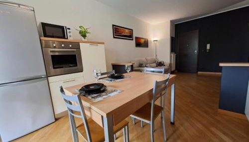 BG House - appartamento con giardino e garage privato - Foto 3