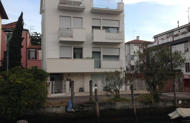 Villa Venice Movie - Photo 58