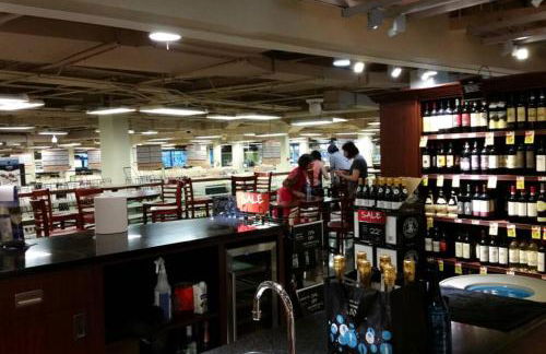 Parking - Private Entrance - King Beds - Foto 15