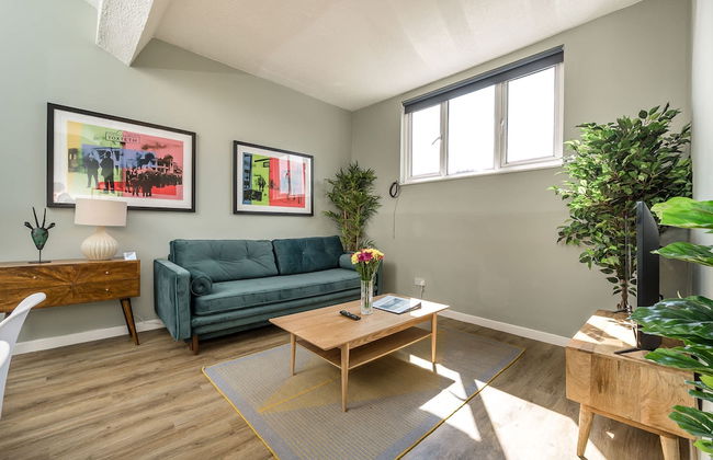 Host Stay The Georgian Quarters at Bedford - Photo 4