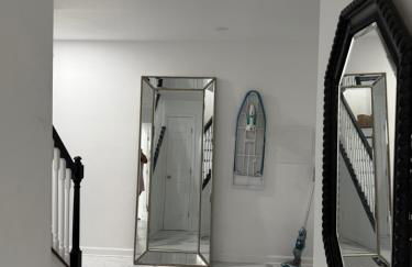 Luxury 2 bedroom basement - Foto 15