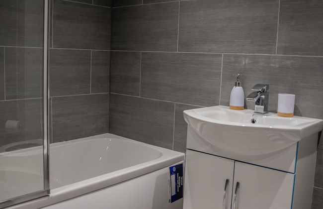 BV Comfy Spacious 3 Bedroom House At Tatton Street Manchester - Foto 21