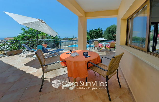Large Pool & Garden, Billiard, Peaceful Area, Near to the Sea, Coral Bay Paphos - Foto 70