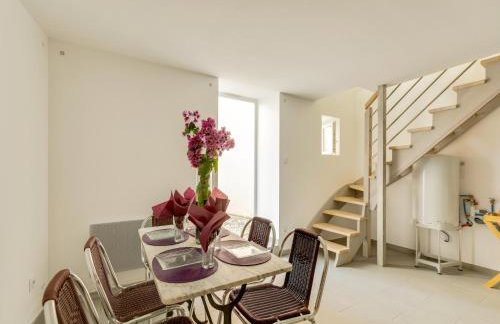 Holiday Home in Montouliers near Nature Reserve - Foto 3