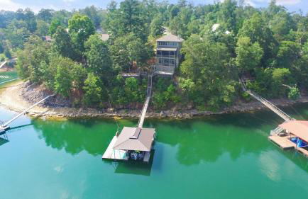 Central Perk - Pet Friendly, Luxury Cabin Feel, Kayaksand Coffee! - Foto 1