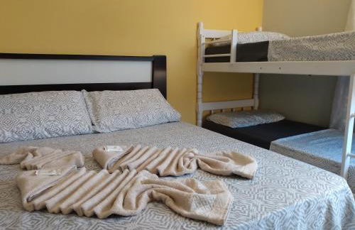 sobrado com piscina aquecida a poucos metros mar - Foto 28