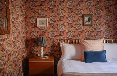 Primrose Cottage - Two Bed Cottage with Private Courtyard & Nearby Parking - Foto 6