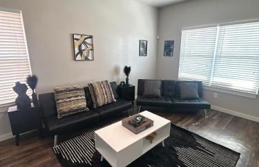 Luxury 3BR Townhome Stay - Foto 14