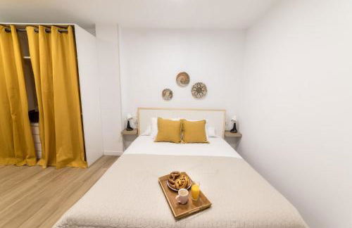 Moonkey - Apto. Albéniz, con acogedor patio - Photo 12