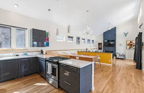 Mid-Century Modern Escape hikingbiking nearby! - Foto 4