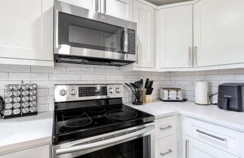 Dog Friendly Cozy Remodeled Shoreline Rambler - Foto 26