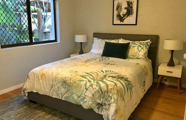 Burleigh Palms Holiday Apartments - Photo 5