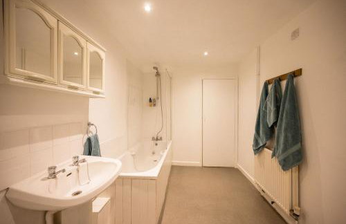 Flat Two, High Street, Saxmundham - Foto 15
