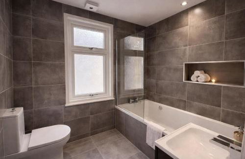 Charming Cottage in Old Windsor - Near Heathrow Airport - Foto 7