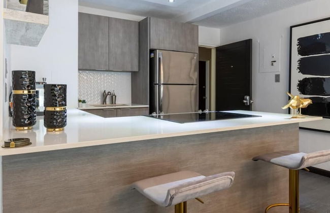 1 Bed 1 Bath 1 Parking Boutique Apt - Photo 10