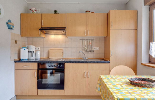 Cozy Apartment near Sea in Warin - Photo 10