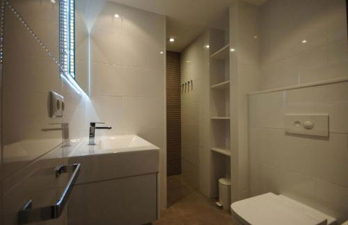 Lets Holidays Tossa de Mar Beach Apartment - Foto 25