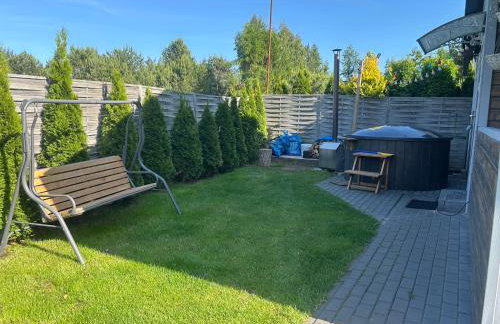 Mazury Dom Oluś nad jeziorem Sasek Wielki z gorącą balia z funkcją jakuzzi - Foto 9