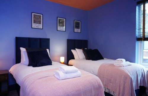 Unique 3Bed Home Free Parking Near Meadowhall - Foto 34