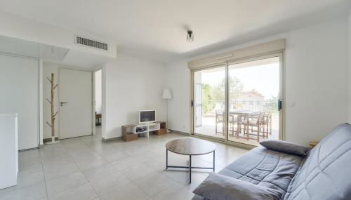 Lovely 1BR with garden, private parking & Sea View - Foto 3