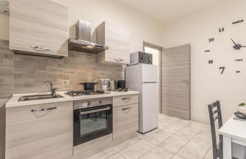 [CA 'PICO WITH WIFI]-few steps from center - Photo 32