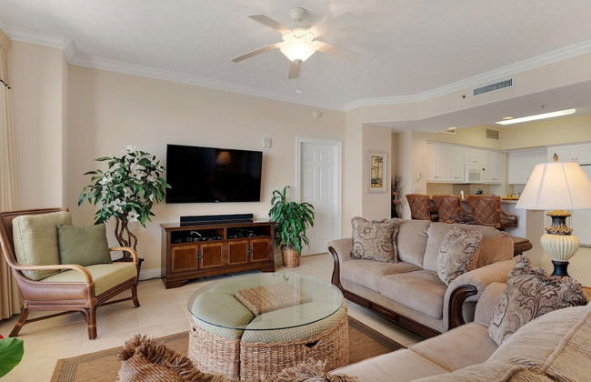 Stunning 16th Floor Condo with Fitness Center, Hot Tubs, Pools, and Beach Access - Unit 1606 by RedAwning - Foto 8