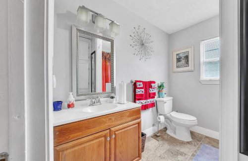 Charming Coastal Retreat in Bay St Louis home - Photo 25