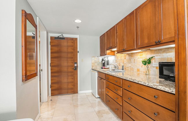 Luana Waikiki by Tropical Escapes Realty - Foto 20