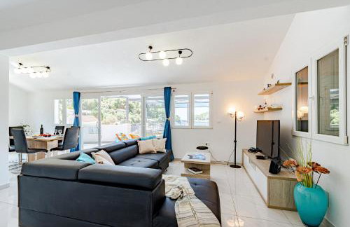 Seaside family friendly house with a swimming pool Grscica, Korcula - 23487 - Photo 18