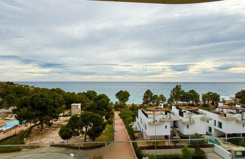 Beachfront Penthouse! - Photo 11