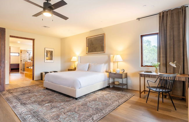 Pyramid by Avantstay Luxe Sedona Mansion w/ Views, 7mins to Downtown - Photo 26