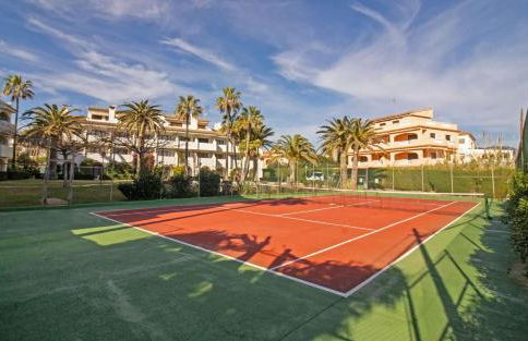 PRIMERA LINEA Playa Romana Frontal al Mar ALBERT VILLAS - Foto 32